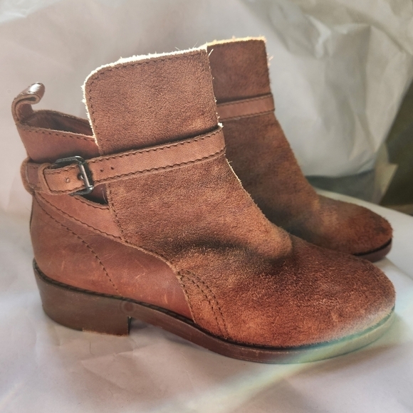 Acne Julian ankle boots size 8 in EUC - Picture 1 of 7